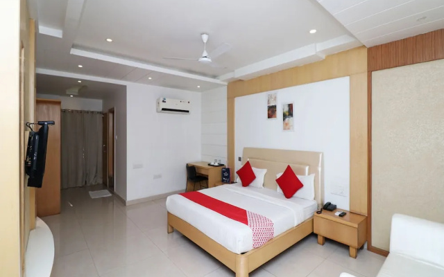 OYO 5843 Hotel Yash Inn
