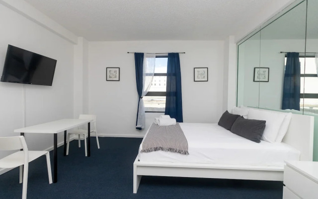 306 Studio Hollywood Beach