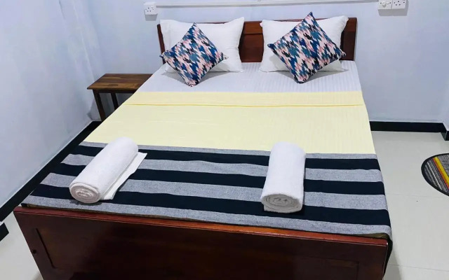 Riverside Camping Udawalawa