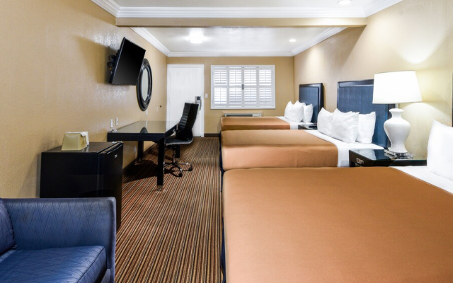 Hollywood Inn Express South