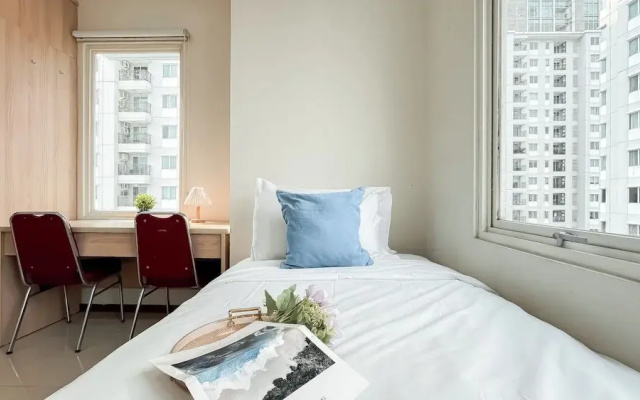 Nice And Cozy 3Br Apartment At Thamrin Residence