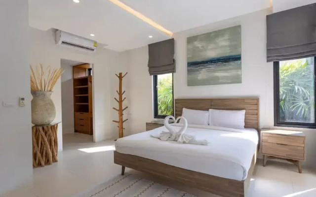 Tropical 3BR Escape Pool Style V90