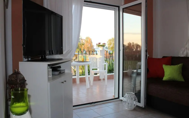 Maravilla Apartments