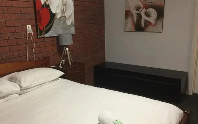The Rocks Apartments