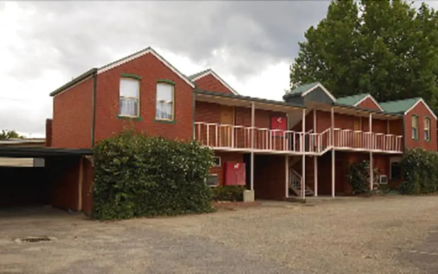 Railway Motel
