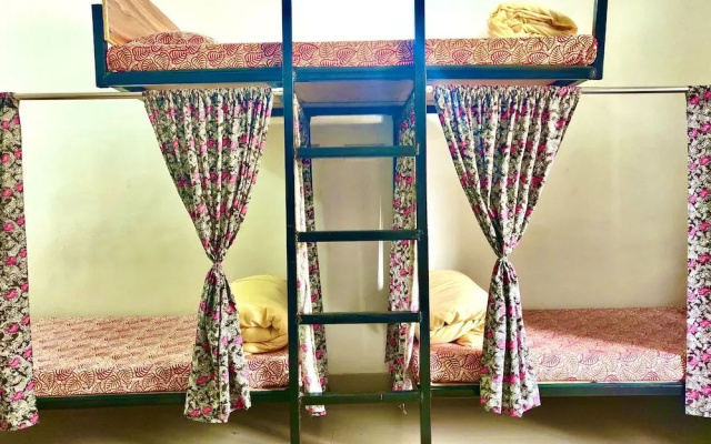 Hipostel Bir - Stay and Cafe
