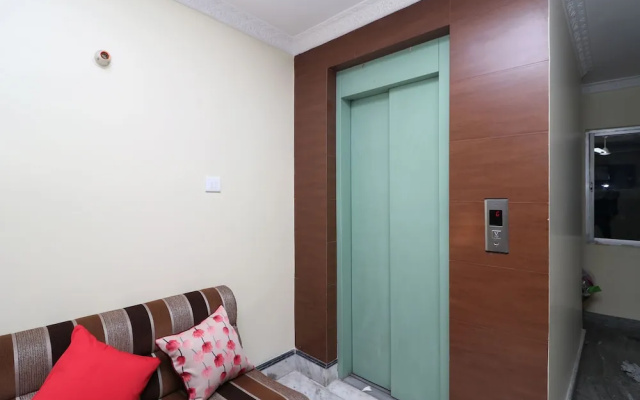 OYO Flagship 11703 Hemlata Lodge