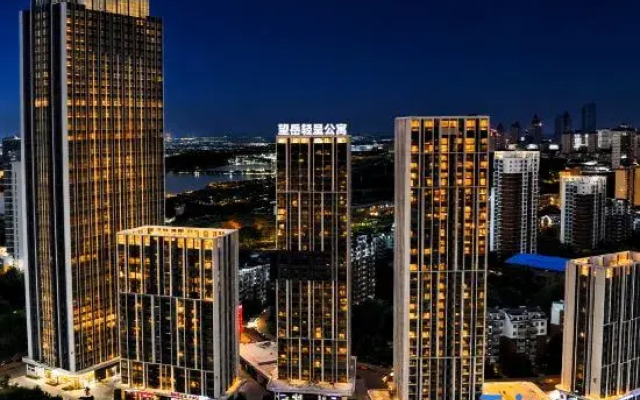 Wangyue Qingcheng Hotel style Apartment