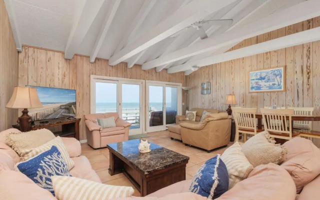 White Heron Beach House by Distinctive Beach Rentals