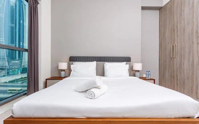 Spacious 2BR apartment with rooftop pool The Bay DT by 360 Vacation
