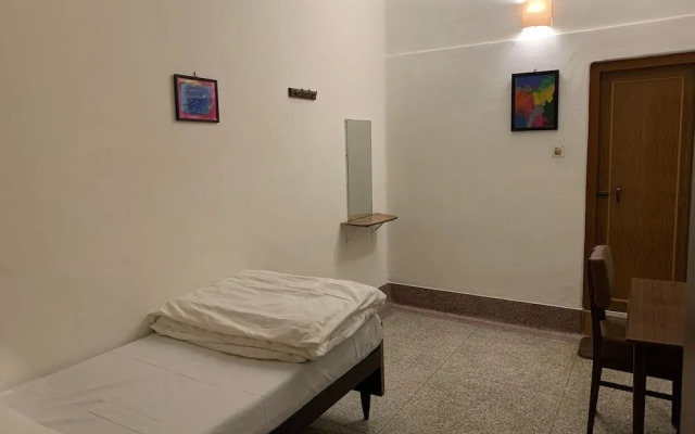 Hotel Saluja