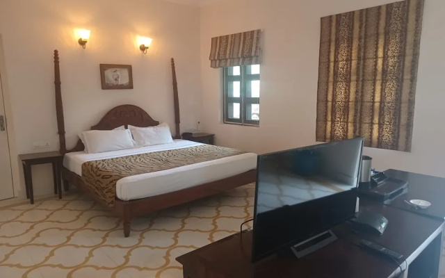 Hotel Dev Vilas