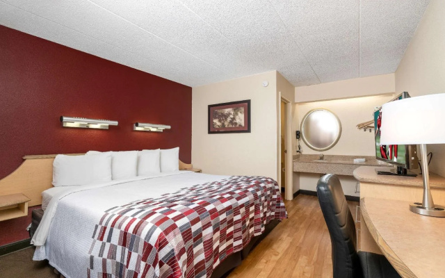 Red Roof Inn Tampa Fairgrounds – Casino