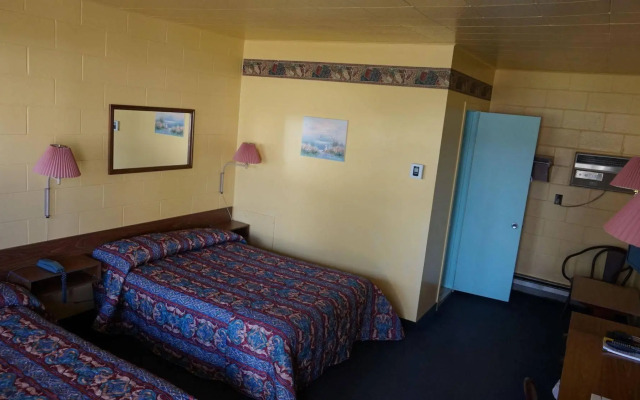 Motel R-100