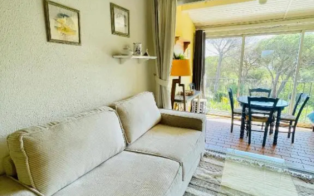 Bel appartement avec mezzanine, vue mer et piscine