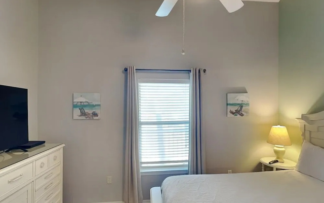 Caribbean Dunes by Destin Getaways