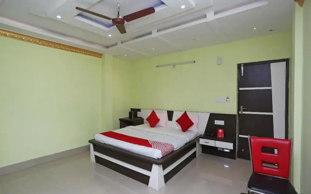 The Coral by OYO Rooms