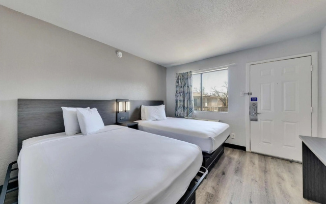 Motel 6 Austin, TX - Airport - South