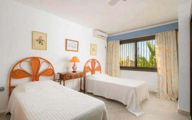 Cosy 5 Bedroom villa