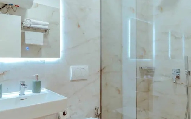 Gloan Suites