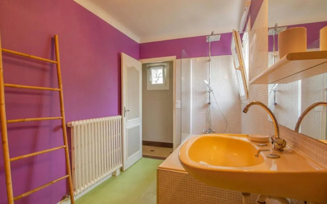 Gîte Saint-Julien-les-Villas, 3 pièces, 5 personnes - FR-1-543-215