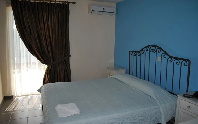 EpiHotel Odysseas