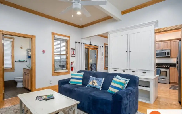 Lake Life Getaway - Condo Near Downtown