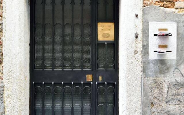 Отель Al Campaniel Apartment Италия, Венеция - отзывы, цены и фото номеров - забронировать отель Al Campaniel Apartment онлайн вид на фасад