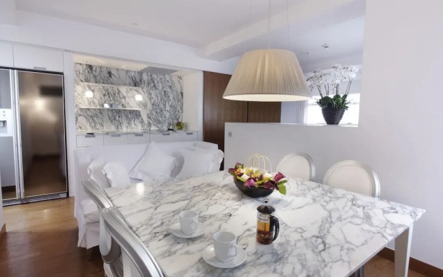 J Plus Boutique Hotel