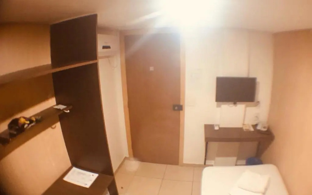 Hotel Diplomat by Bsb Inn