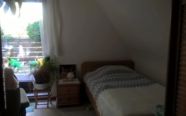 Gemütl. Ferienwohnung und Privatzimmer