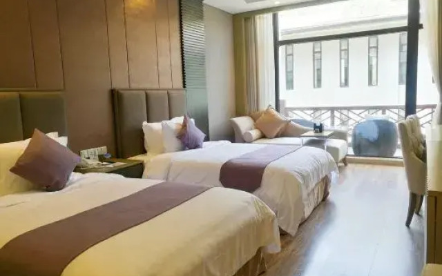 Sanqingshan Junlan Resort Hotel (Eastern Jinsha Cableway)