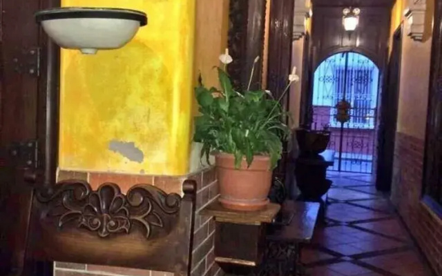 Apart Hotel Plaza Colonial