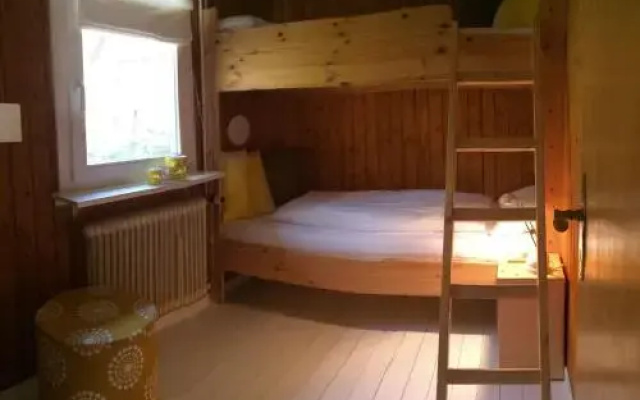 Restful Chalet in Winsen with Garden near Water Sports