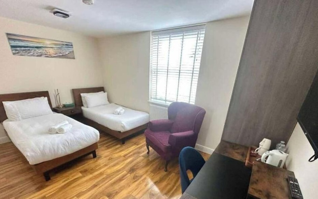 Silk Hotel