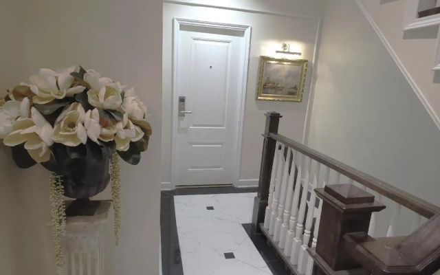 Double Bed Hotel