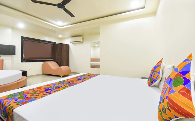 Fabhotel Nirvana