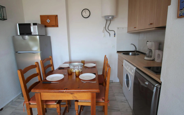 Pleasant Apartment in Empuriabrava with Balcony