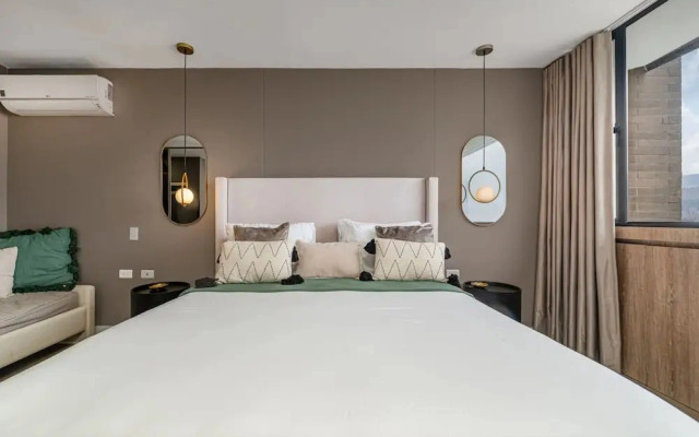 Go Living Suites - 904