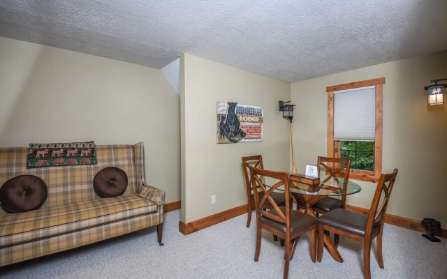 Bears Lair 4 Bedroom House