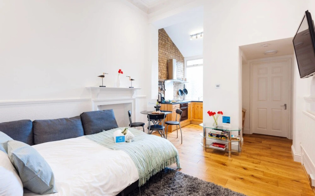FG Property - Earls Court, Hogarth Road