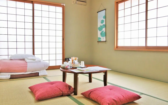 Cottage EMI