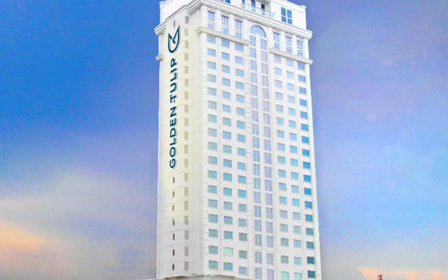 Golden Tulip Legacy Surabaya