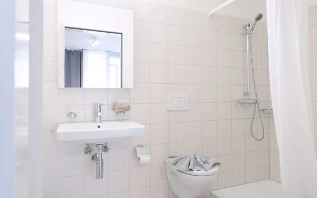 LU Bourbaki I - Allmend Hitrental Apartment