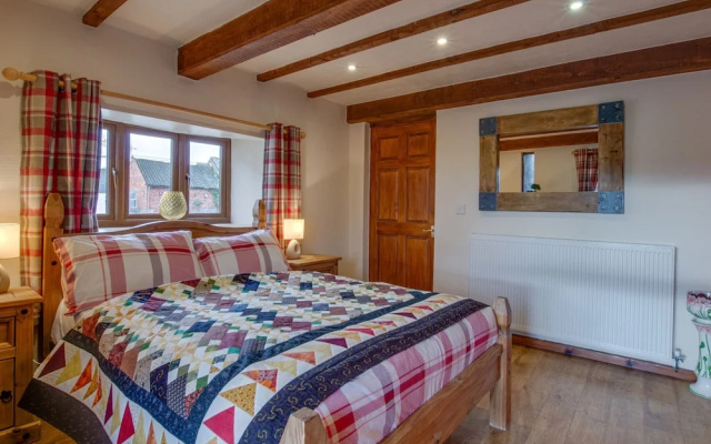 Scenic Holiday Home in Abergele With Terrace, Garden, Pond