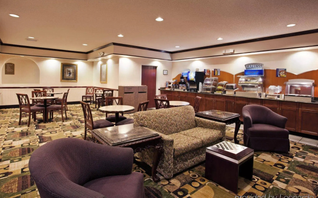 Holiday Inn Express Circleville by IHG