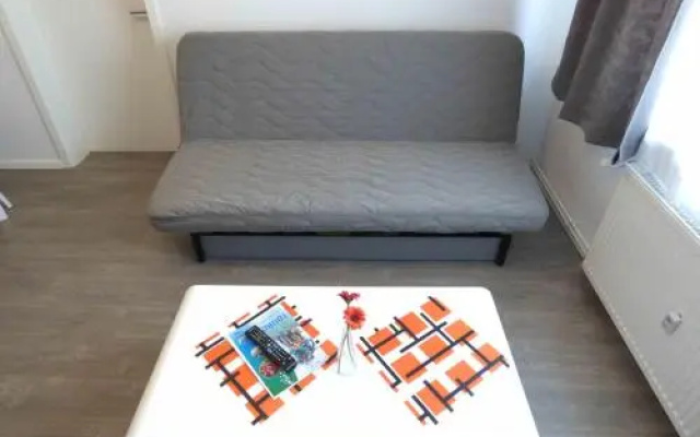 Komfort Ferienwohnungen Zwenkauer See