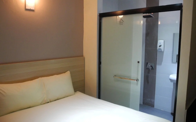 Hotel 18, Ipoh Aeon Mall