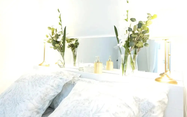 Apartment with One Bedroom in Madrid, with Wifi