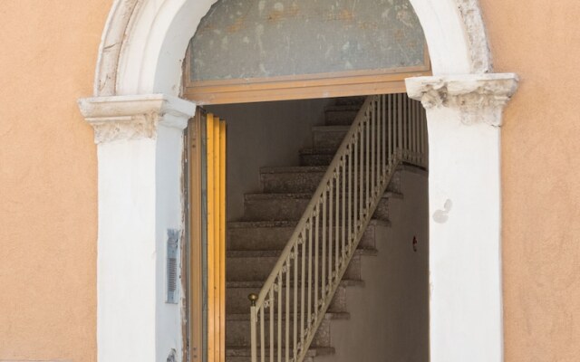 Апартаменты La Riviera apartment by Dimore in Sicily Сиракуза вид на фасад